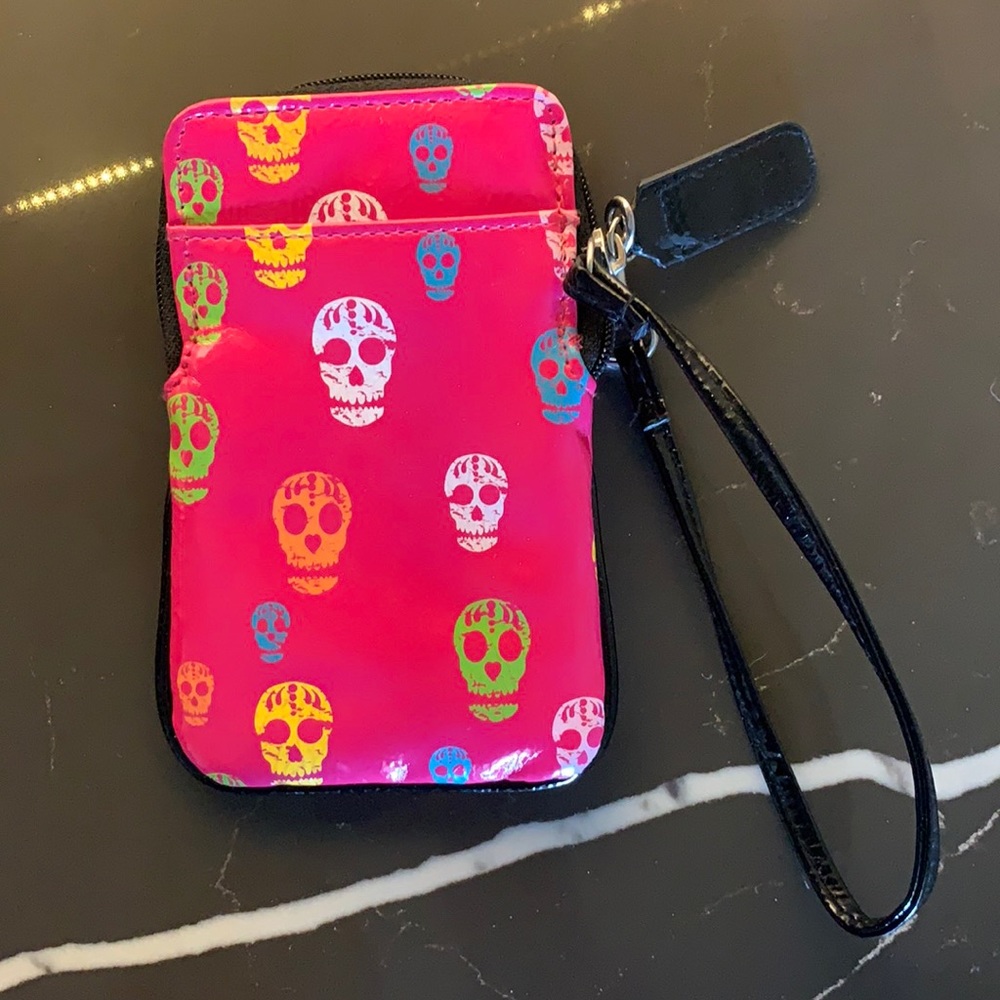 multicolored skull wristlet